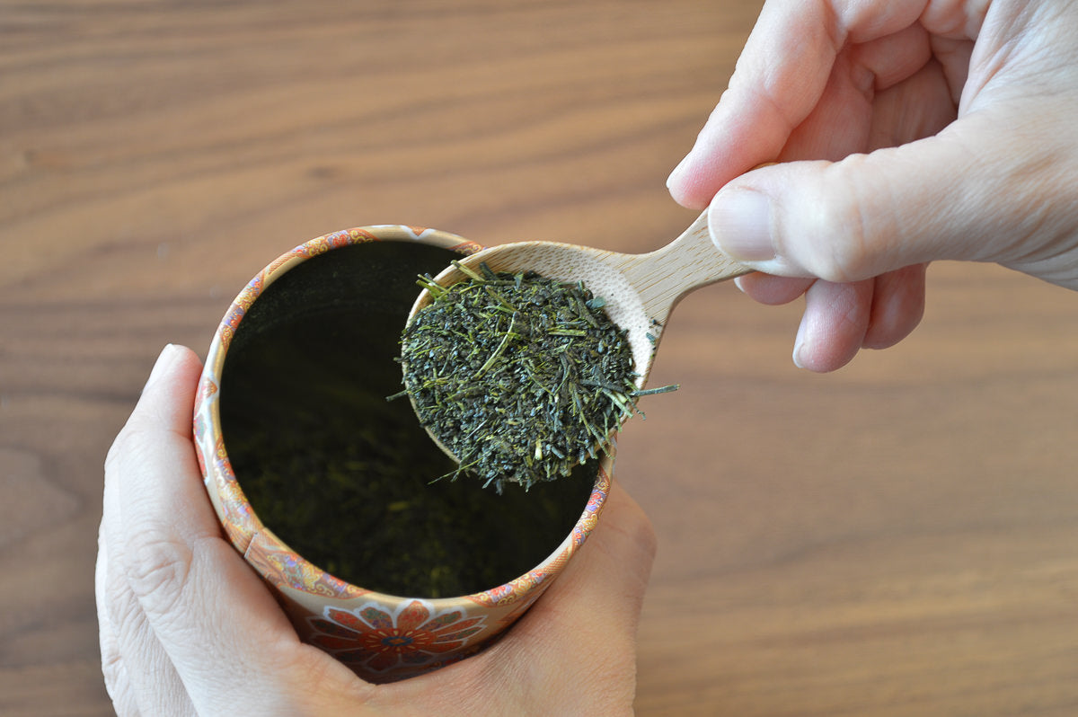 Tea scoop / Smoked Mōsō bamboo / Kōchi-JPN 321215-1