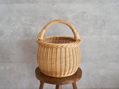 リトアニア/やなぎ　シギタスさん　手つきラウンドバスケット　140522-5