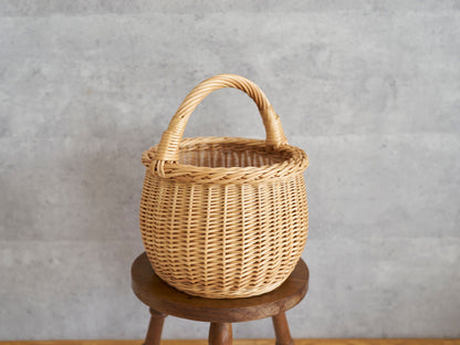 リトアニア/やなぎ　シギタスさん　手つきラウンドバスケット　140522-5