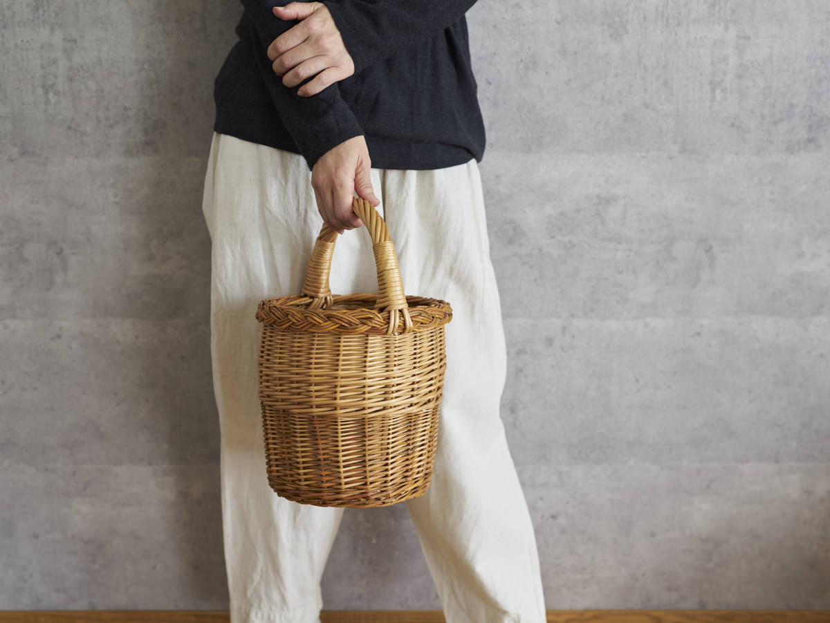 リトアニア/やなぎ　シギタスさん　手つきトールバスケット　皮つき　140522-6