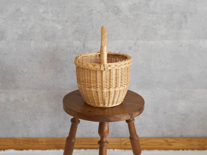リトアニア/やなぎ　シギタスさん　手つきラウンドバスケット　小　140522-7