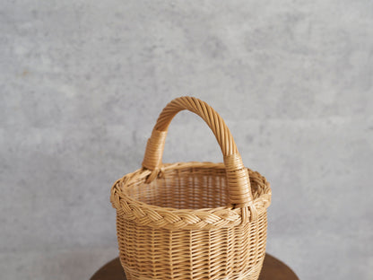 リトアニア/やなぎ　シギタスさん　手つきラウンドバスケット　小　140522-7