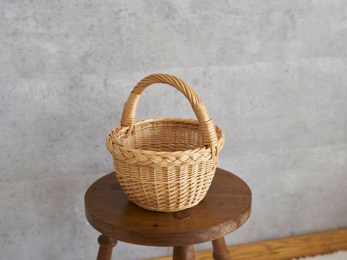 リトアニア/やなぎ　シギタスさん　手つきラウンドバスケット　ミニ　140522-8