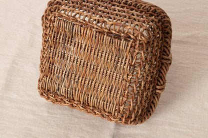 Accessory basket (Square) / Brown Akebi vine / Nagano-JPN 311231-1