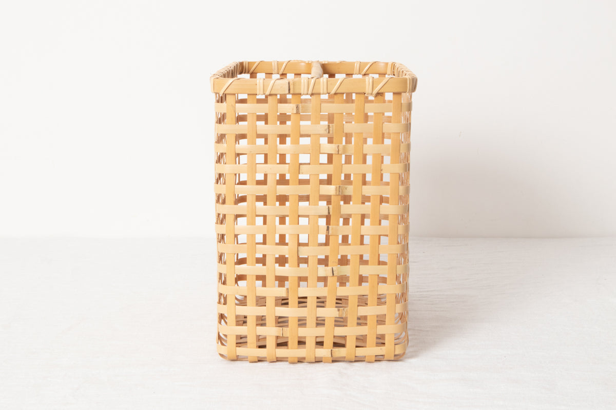 Magazine basket / White bamboo / Kagawa-JPN 250702-1