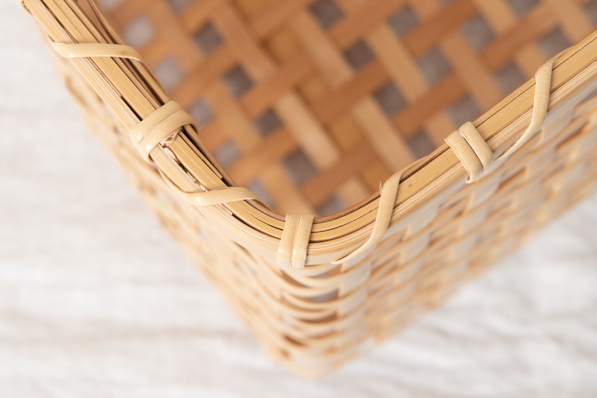 Magazine basket / White bamboo / Kagawa-JPN 250702-1