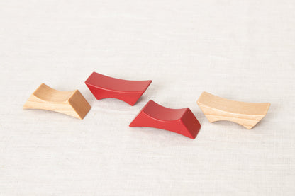 Chopsticks rest "Reversible Bridge" [ Natural, Red ] / Japanese cherry birch / Ōita-JPN 211145