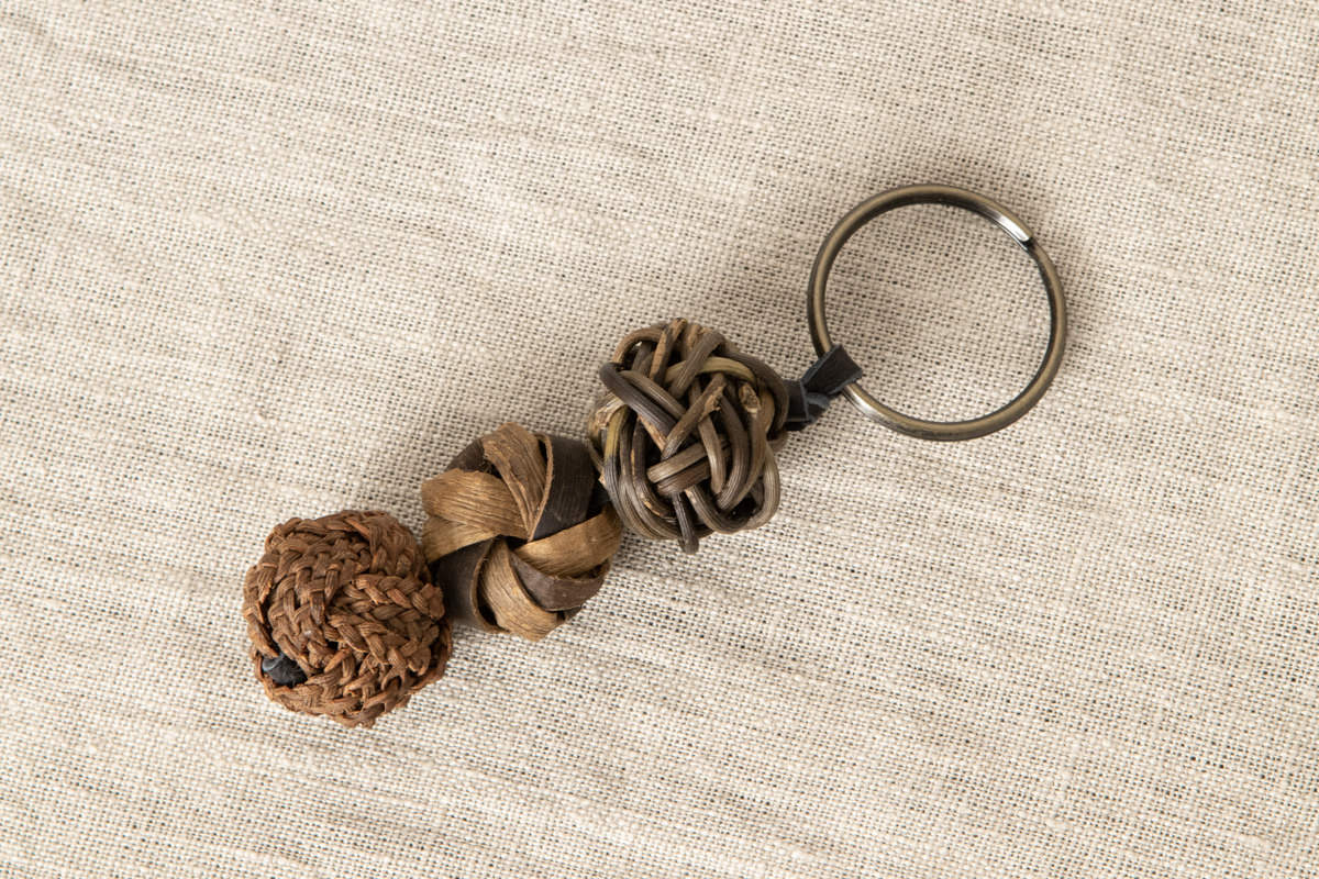 Key-chain S, L / Grape vine, Walnut, Akebi vine / Yamagata-JPN 311427