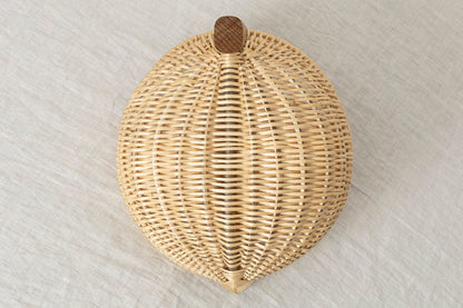 640209-1　ドイツ/やなぎ×ヘーゼル　くるみ割りバスケット