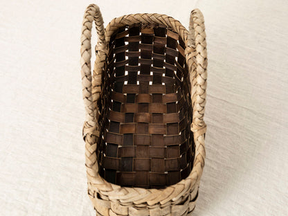 Handheld Basket “Checker” All-Outer-Bark Wide / Walnut Bark / Iwate-JPN 1510738