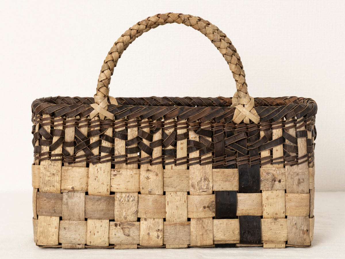 Handheld Basket “Checker” Inner-Bark Mosaic / Walnut Bark / Iwate-JPN 1510739