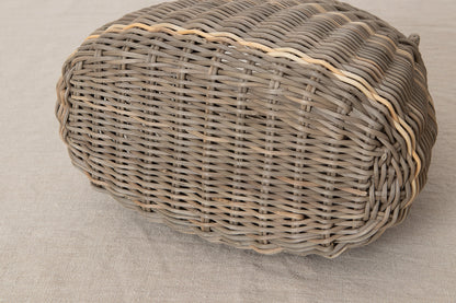 Hand bag “Plump” -close weave- S / Gray Akebi vine / Nagano-JPN 311247-1