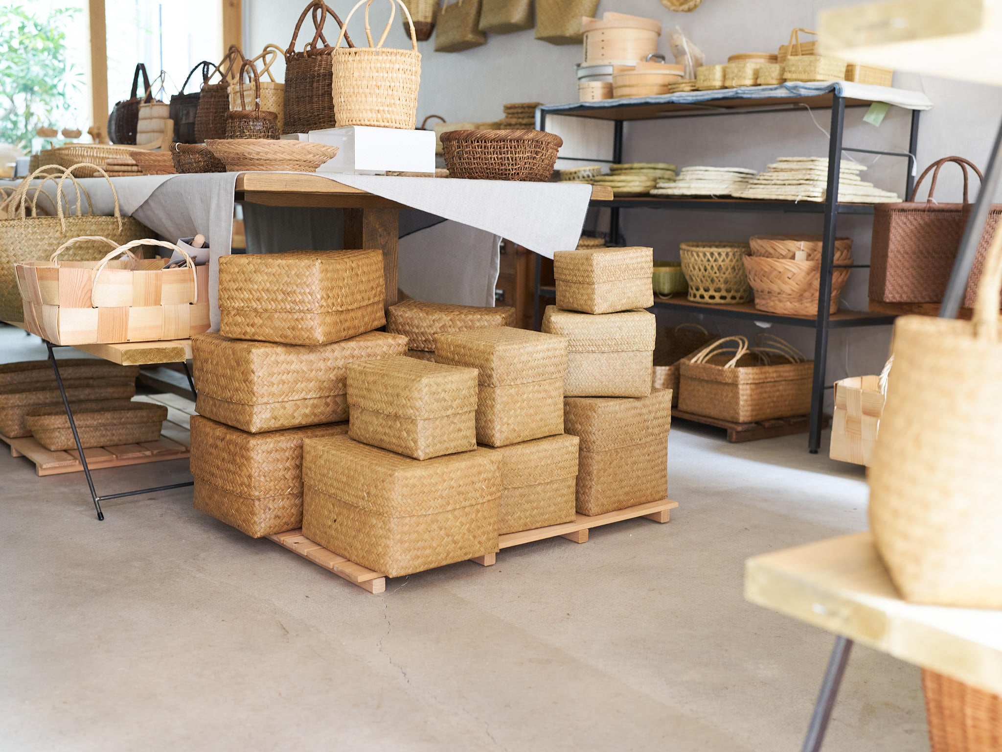 1basketry – Handwoven Baskets & Natural Craft from Japan – 市川籠