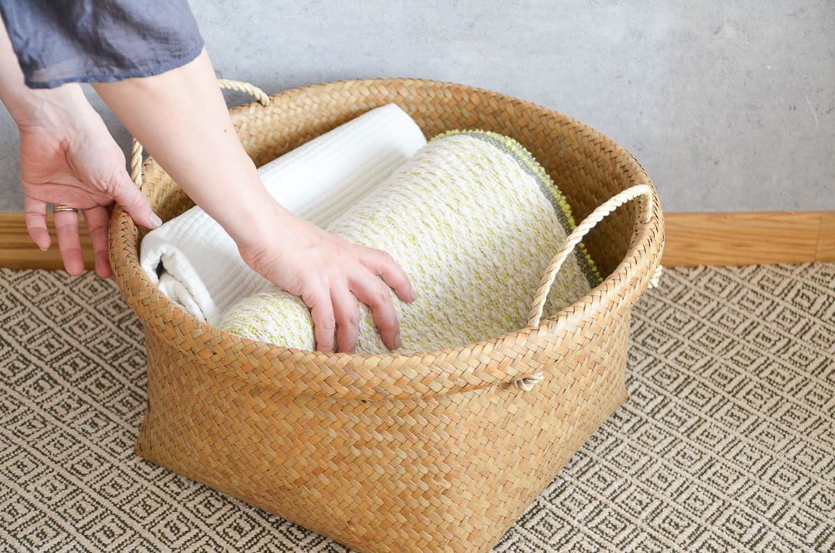 Round basket with handle L, XL / Kachū / THA 3115125