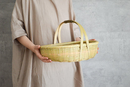 Oval basket with handle S, M, L / Madake bamboo / Ōita-JPN 220640