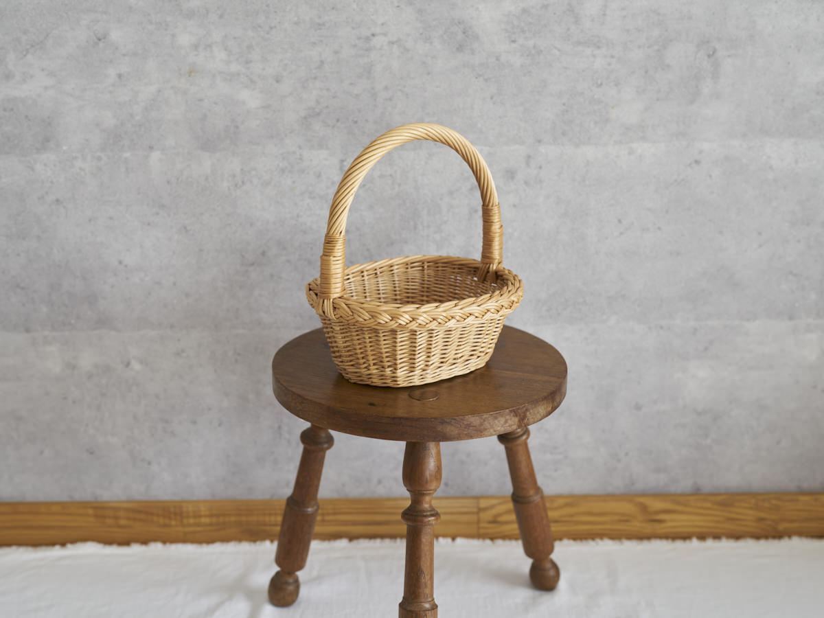 リトアニア/やなぎ　シギタスさん　手つきオーバルバスケット　ミニ　140522-10