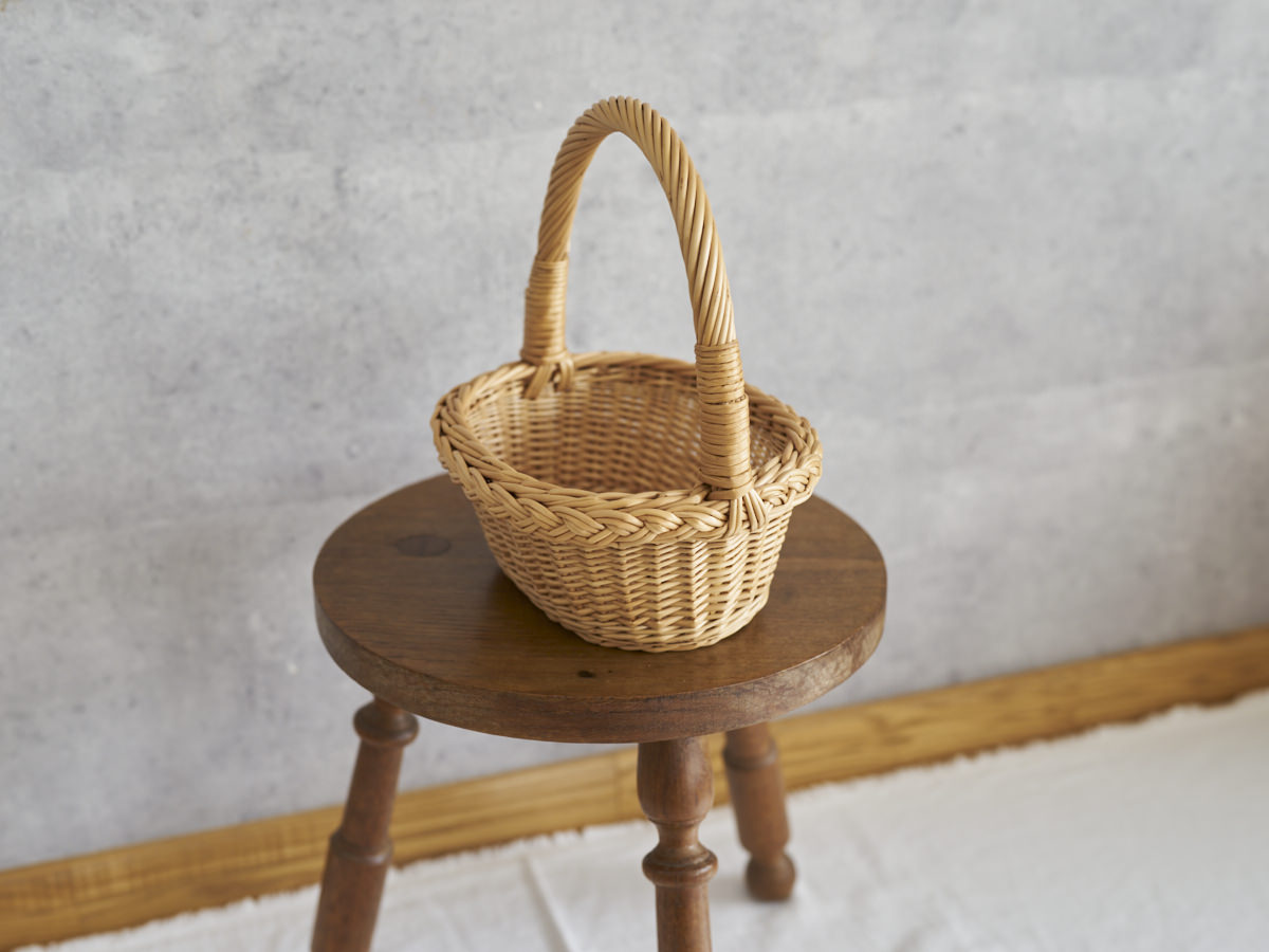 リトアニア/やなぎ　シギタスさん　手つきオーバルバスケット　ミニ　140522-10