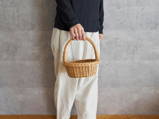 リトアニア/やなぎ　シギタスさん　手つきオーバルバスケット　ミニ　140522-10