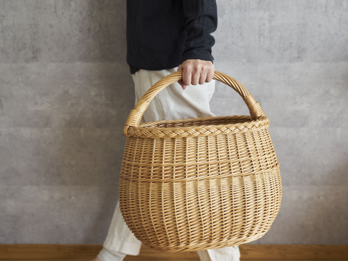 リトアニア/やなぎ　シギタスさん　手つきオーバルバスケット　ふっくら　140522-1