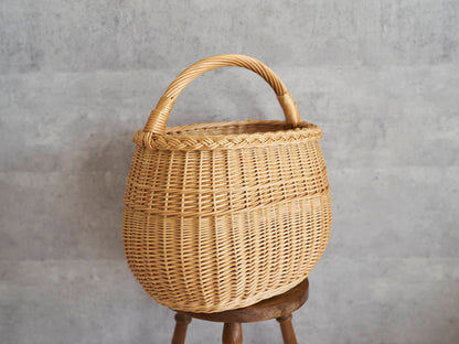 リトアニア/やなぎ　シギタスさん　手つきオーバルバスケット　ふっくら　140522-1