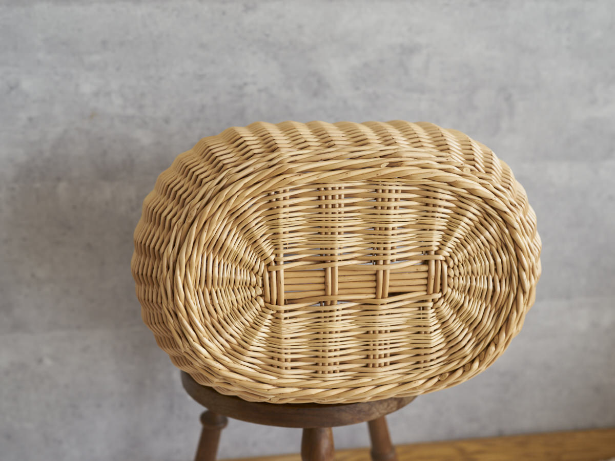 リトアニア/やなぎ　シギタスさん　手つきオーバルバスケット　ふっくら　140522-1