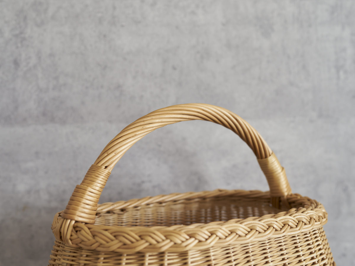 リトアニア/やなぎ　シギタスさん　手つきオーバルバスケット　ふっくら　140522-1