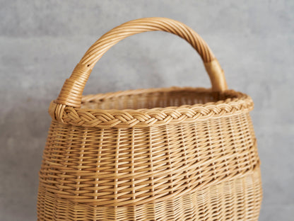 リトアニア/やなぎ　シギタスさん　手つきオーバルバスケット　ふっくら　140522-1