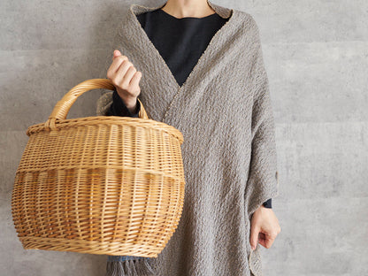 リトアニア/やなぎ　シギタスさん　手つきオーバルバスケット　ふっくら　皮つき　140522-2