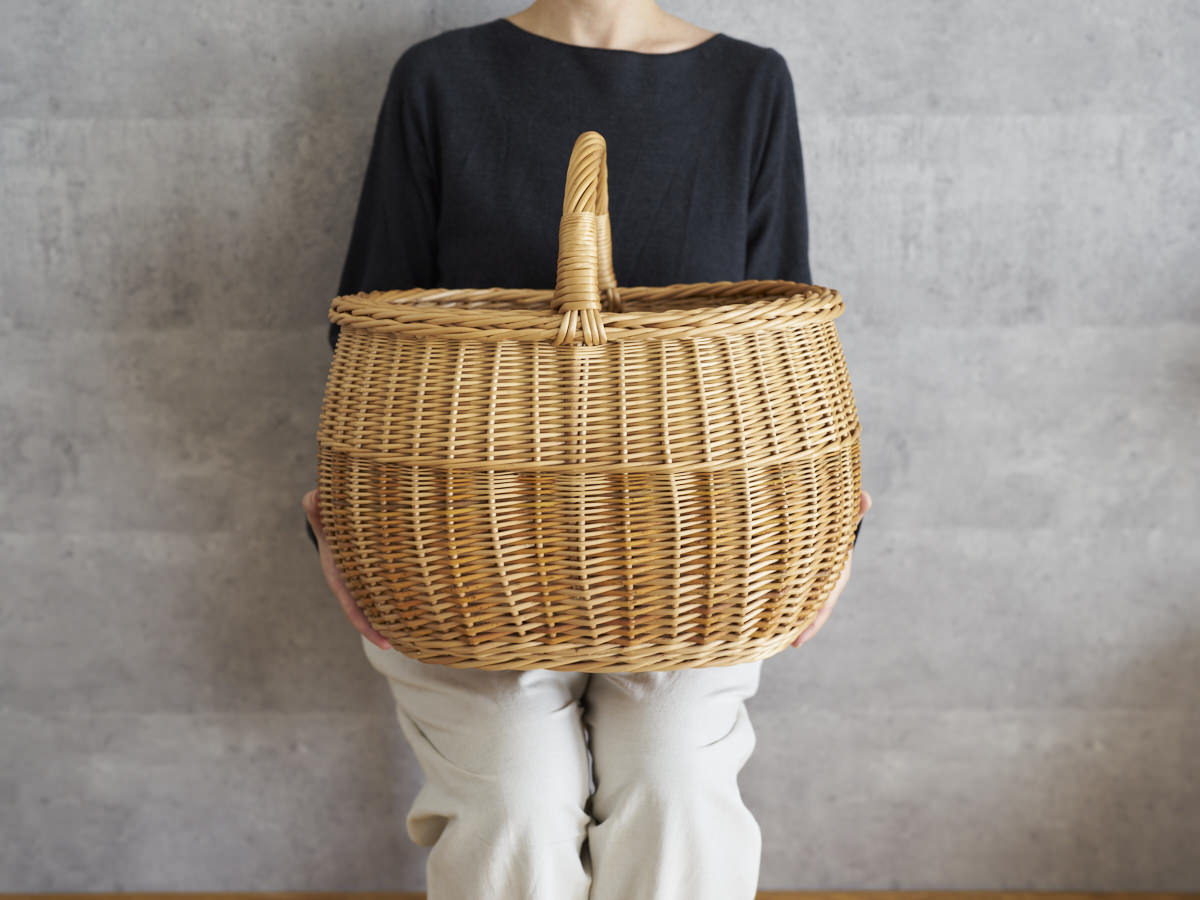 リトアニア/やなぎ　シギタスさん　手つきオーバルバスケット　ふっくら　皮つき　140522-2