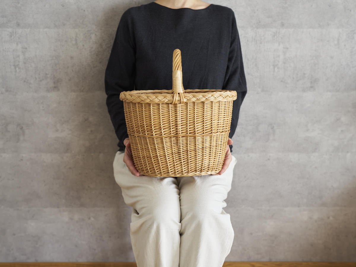 リトアニア/やなぎ　シギタスさん　手つきオーバルバスケット　140522-4