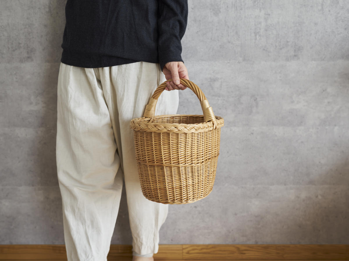 リトアニア/やなぎ　シギタスさん　手つきオーバルバスケット　140522-4