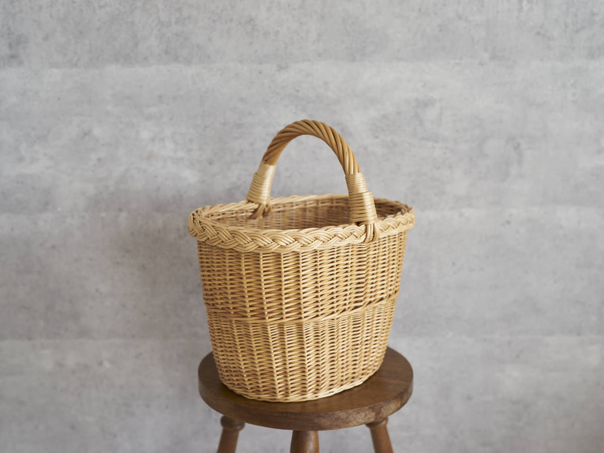 リトアニア/やなぎ　シギタスさん　手つきオーバルバスケット　140522-4