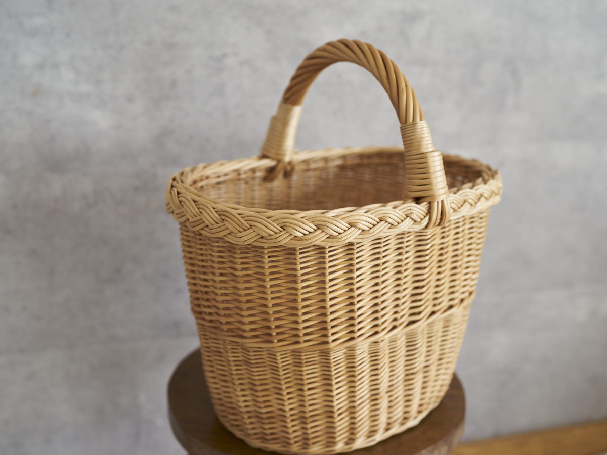 リトアニア/やなぎ　シギタスさん　手つきオーバルバスケット　140522-4