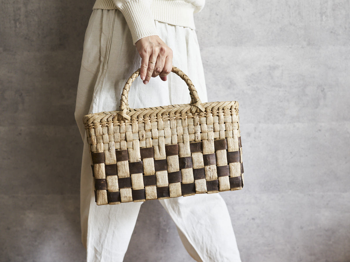 岩手県/くるみ　手提　表皮市松　アンダーチェック　1510737