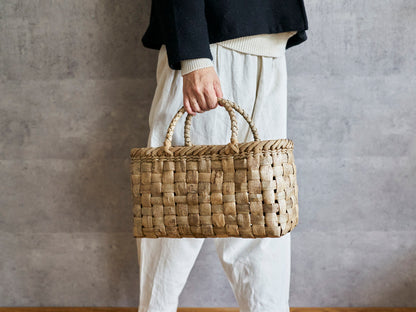Handheld Basket “Checker” All-Outer-Bark Wide / Walnut Bark / Iwate-JPN 1510738