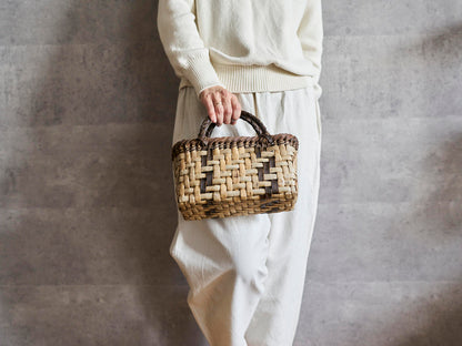 岩手県/くるみ　手提　表皮あじろ　縁手裏皮　lightning　1510749