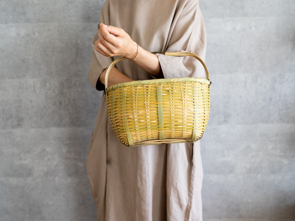 Hand Basket C / Madake Bamboo / Oita-JPN 220695-1
