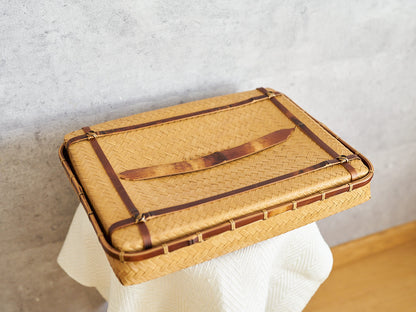 Three-Strip Weave Document Box – Urushi Lacquer Finish / Carbonized Bamboo / Oita-JPN 850419-1