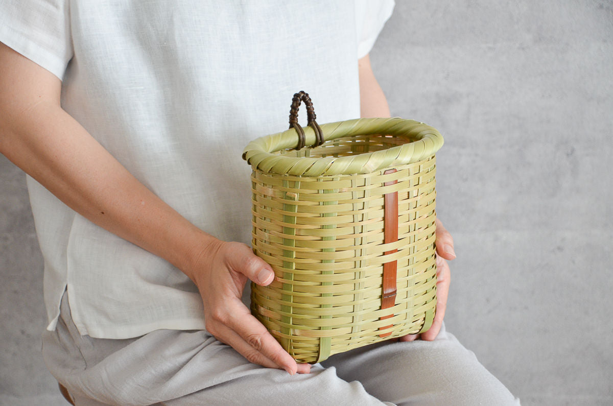 Wall Basket Rolled Rim / Madake Bamboo / Oita-JPN 220634-1