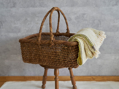 長野県/あけび　すかし編み　角手付バスケット　311209-1