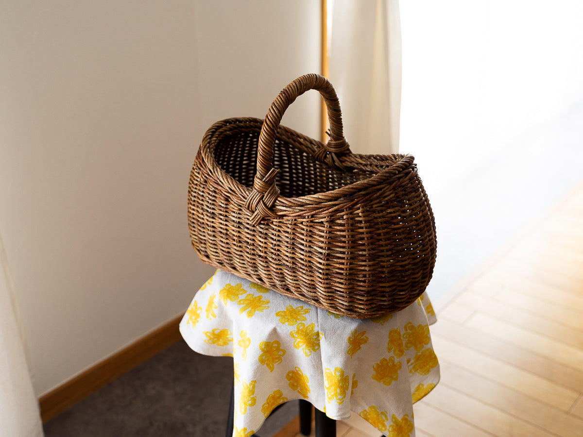 One handle basket -Wing- S, L / Brown Akebi vine / Nagano-JPN 311210