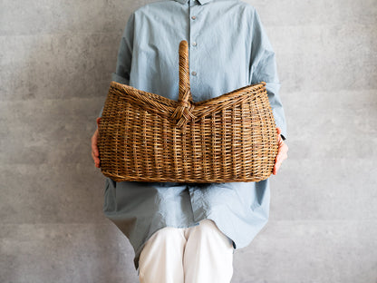 One handle basket -Wing- S, L / Brown Akebi vine / Nagano-JPN 311210