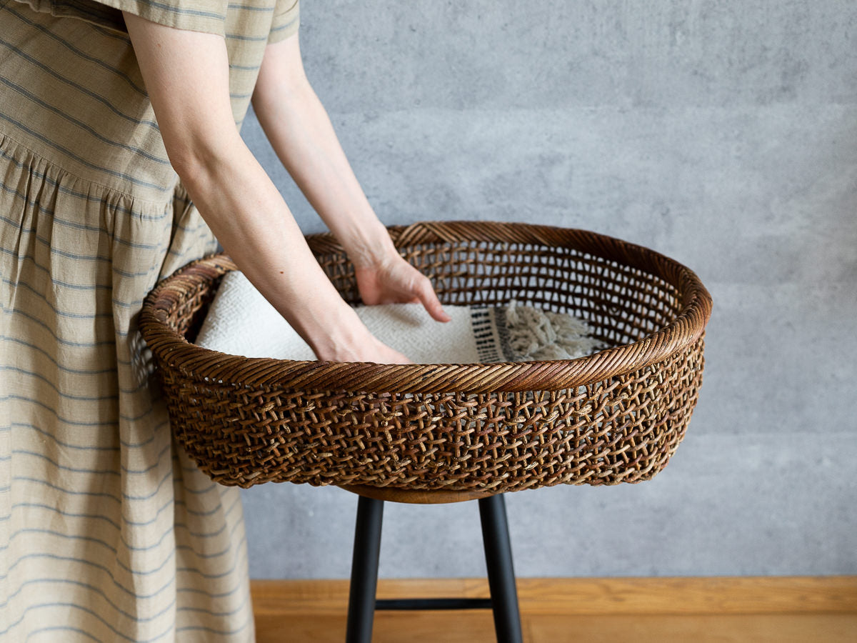 Oval basket XS, S, M, L ,XL / Brown Akebi vine / Nagano-JPN 311226