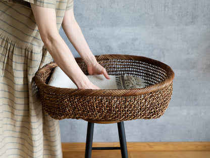 Oval basket XS, S, M, L ,XL / Brown Akebi vine / Nagano-JPN 311226