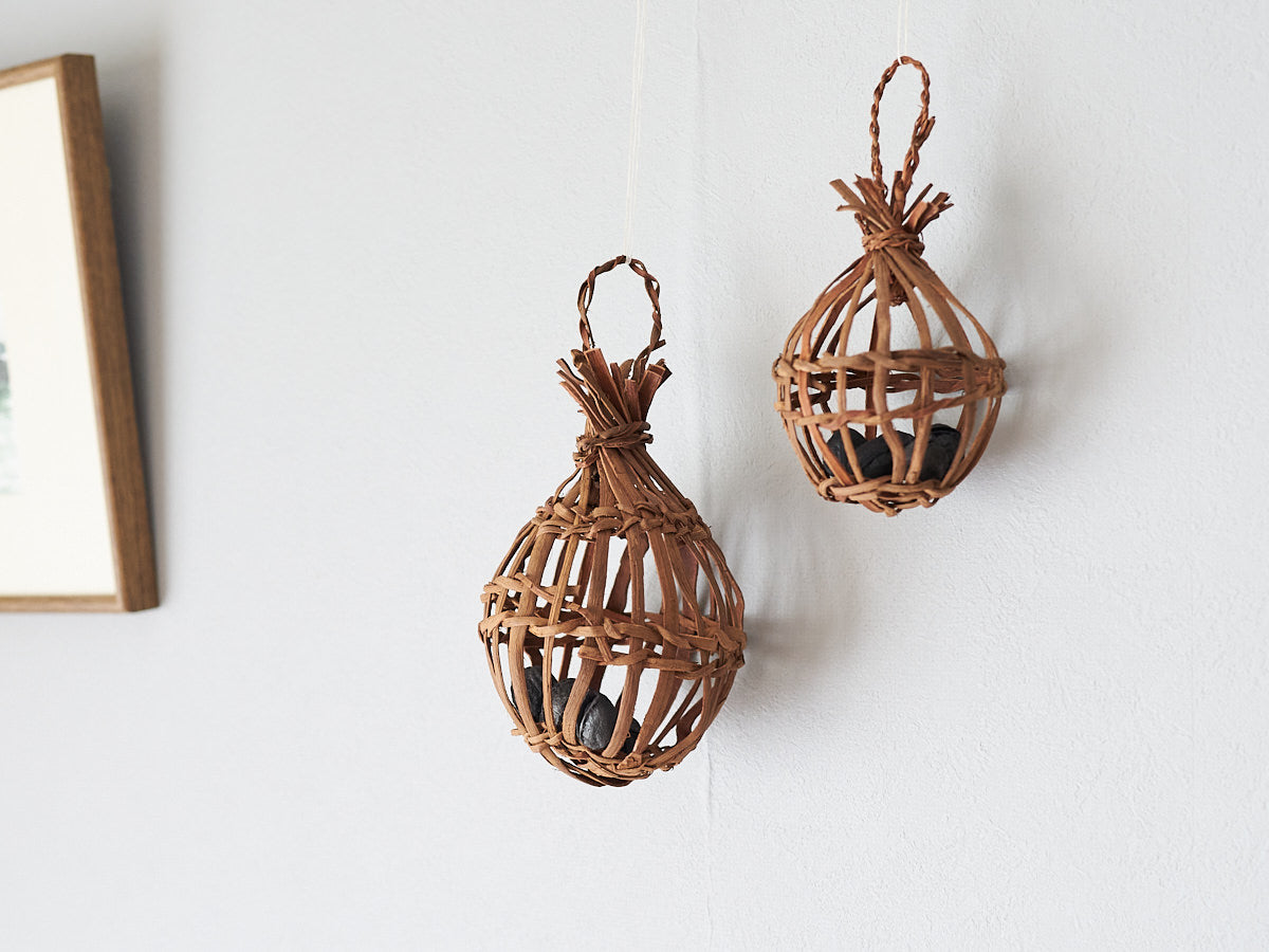 Charcoal Basket / Grapevine / Yamagata-JPN 311419