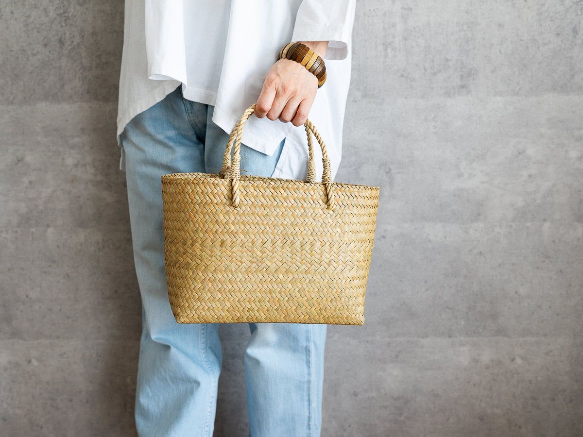 Slim Oval Basket Bag / Krajood Grass / THA 3115134