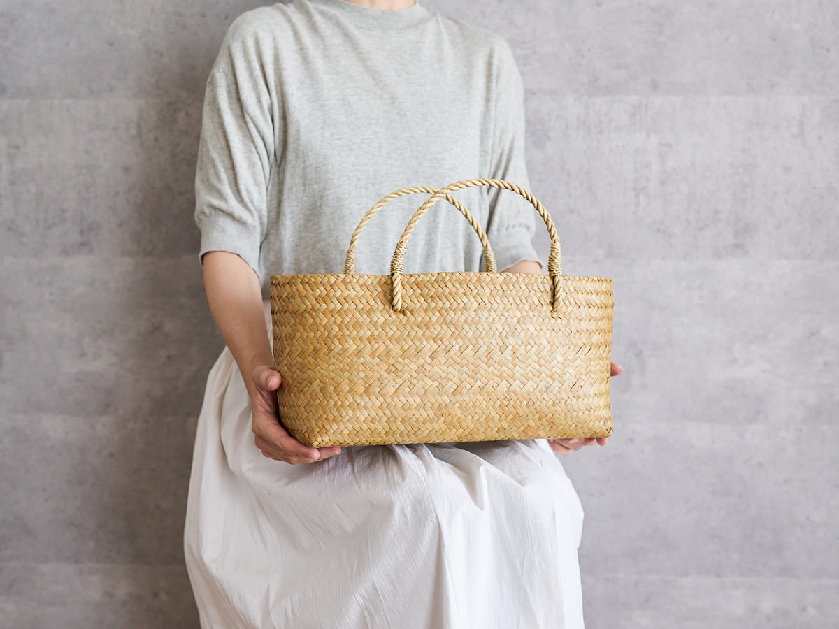 Wide Shallow Basket Bag / Krajood Grass / THA 3115138