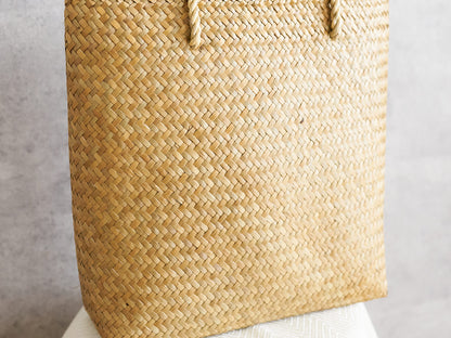 Slim Tote Basket Bag – Handheld & Shoulder / Krajood Grass / THA 3115140