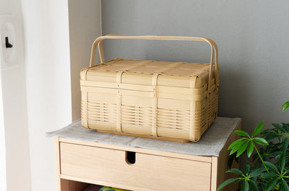 Lunch box with handle M, L, L(2-tier) / White bamboo / Kagoshima-JPN 321105