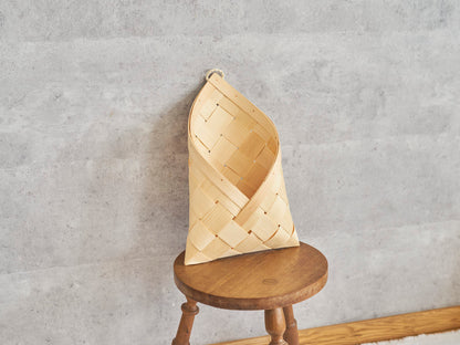 Letter Basket / Pine / EST 330705